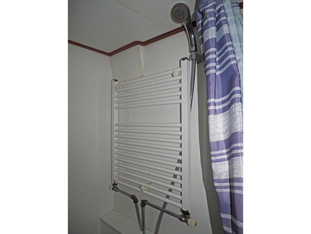 Aft cabin, Accommodation